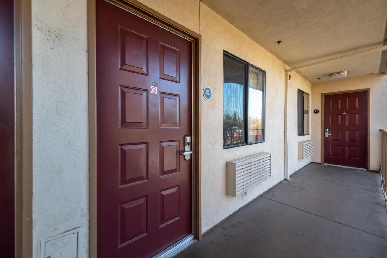 California Inn And Suites, Rancho Cordova Exterior foto